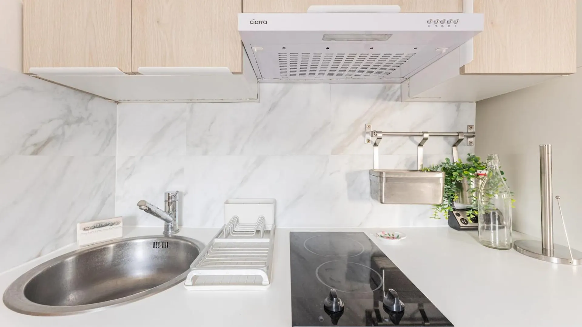 Cozy Apartment Near Musee Grevin - N210 Paris